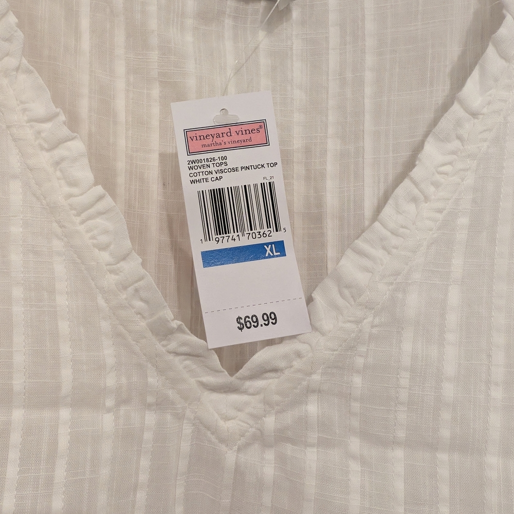 ๐ SALE ๐ NWT Vineyard Vines Women's White Sleeveless Pintuck Top - Picture 2 of 9
